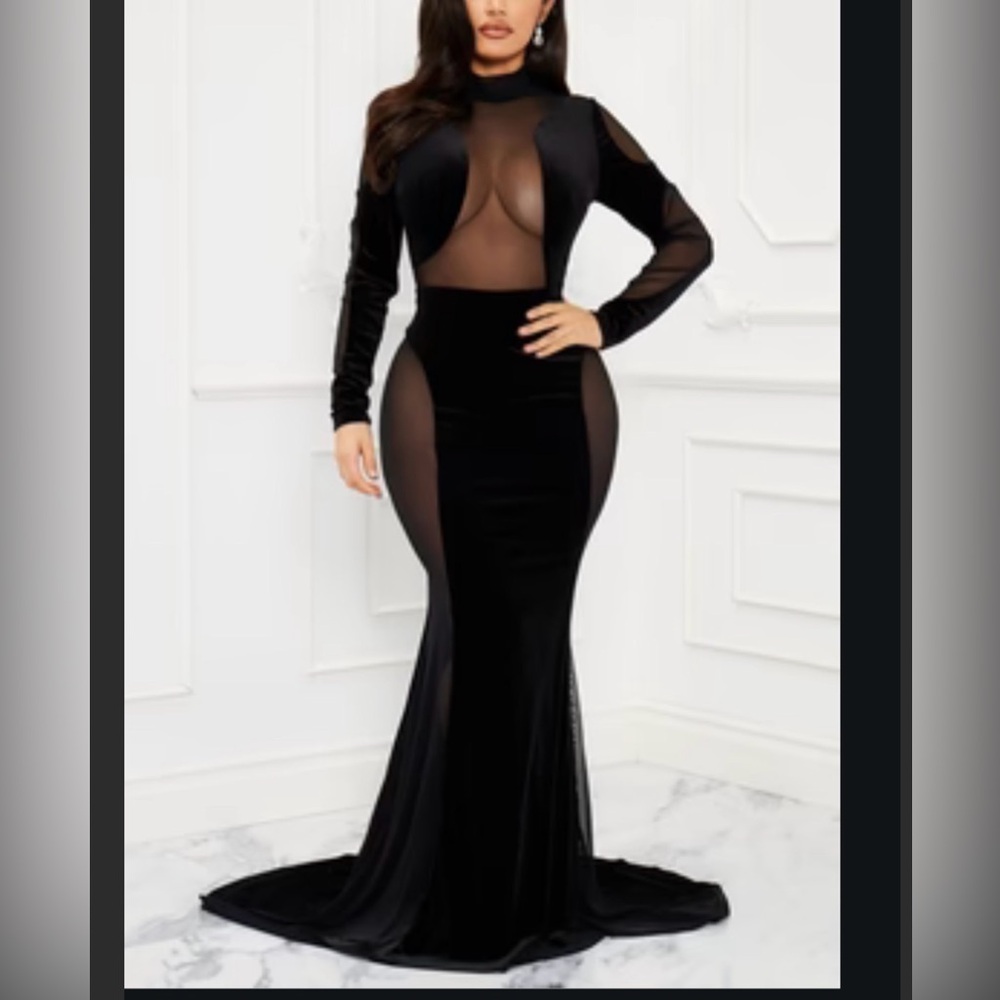 Fashionnova Elegant velvet Black Sheer Evening Gown